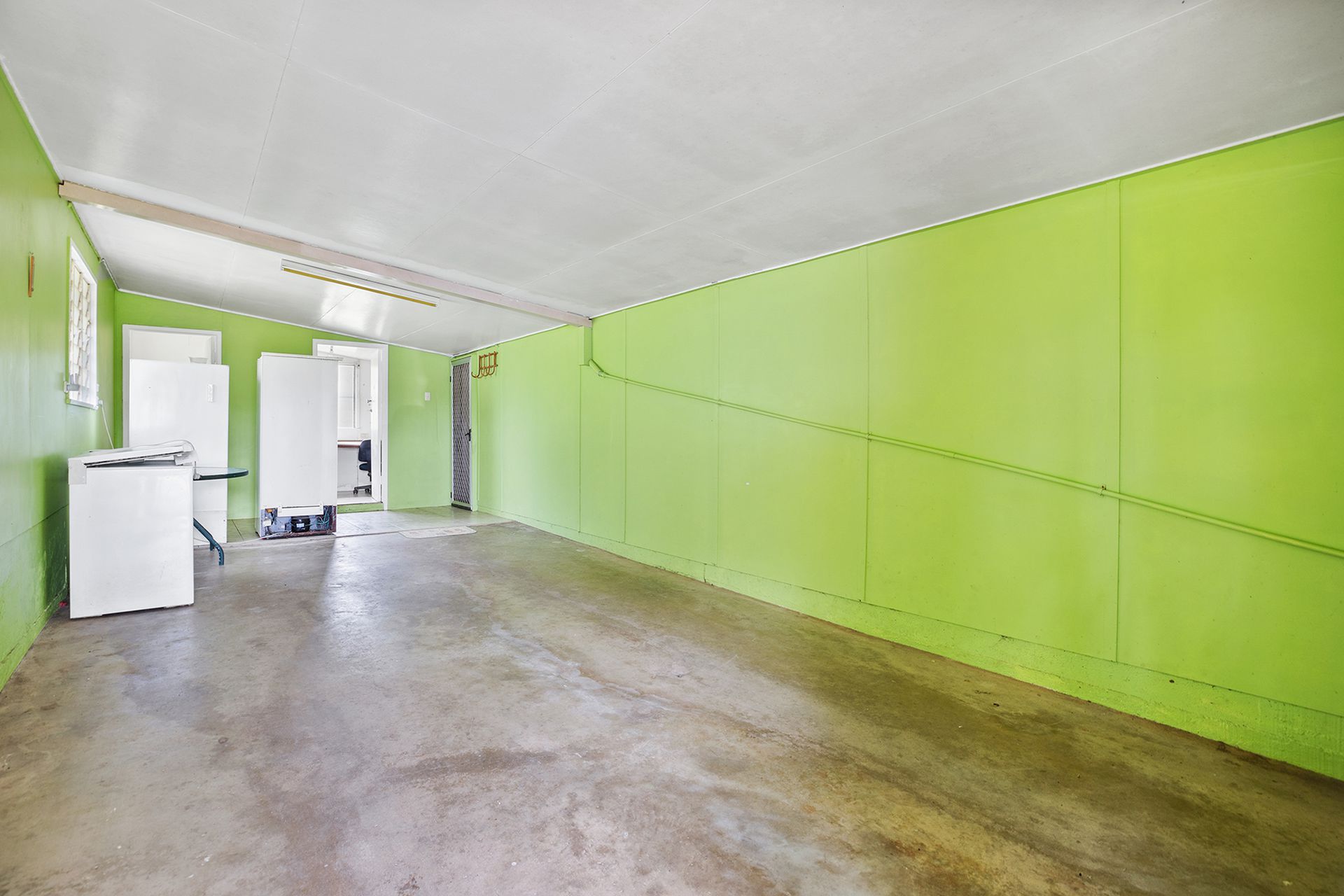 3475 BRUCE HIGHWAY, Kuttabul