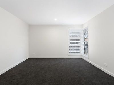 1 / 8 Minnibah Circuit, Forster