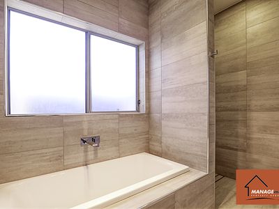 15 WARUP STREET, Moncrieff