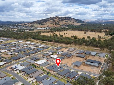 37 DARTNELL CRESCENT, Wodonga