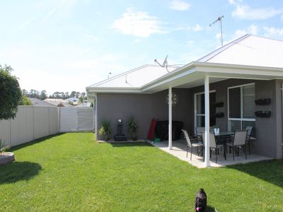50 Hughes, Bathurst