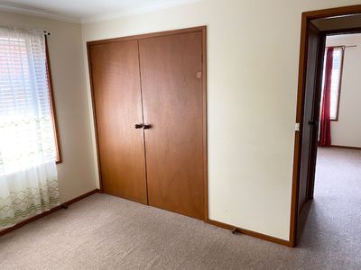 2 / 10 Sinns Avenue, Werribee