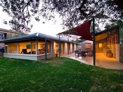 8 Mitchell Parade, Mollymook