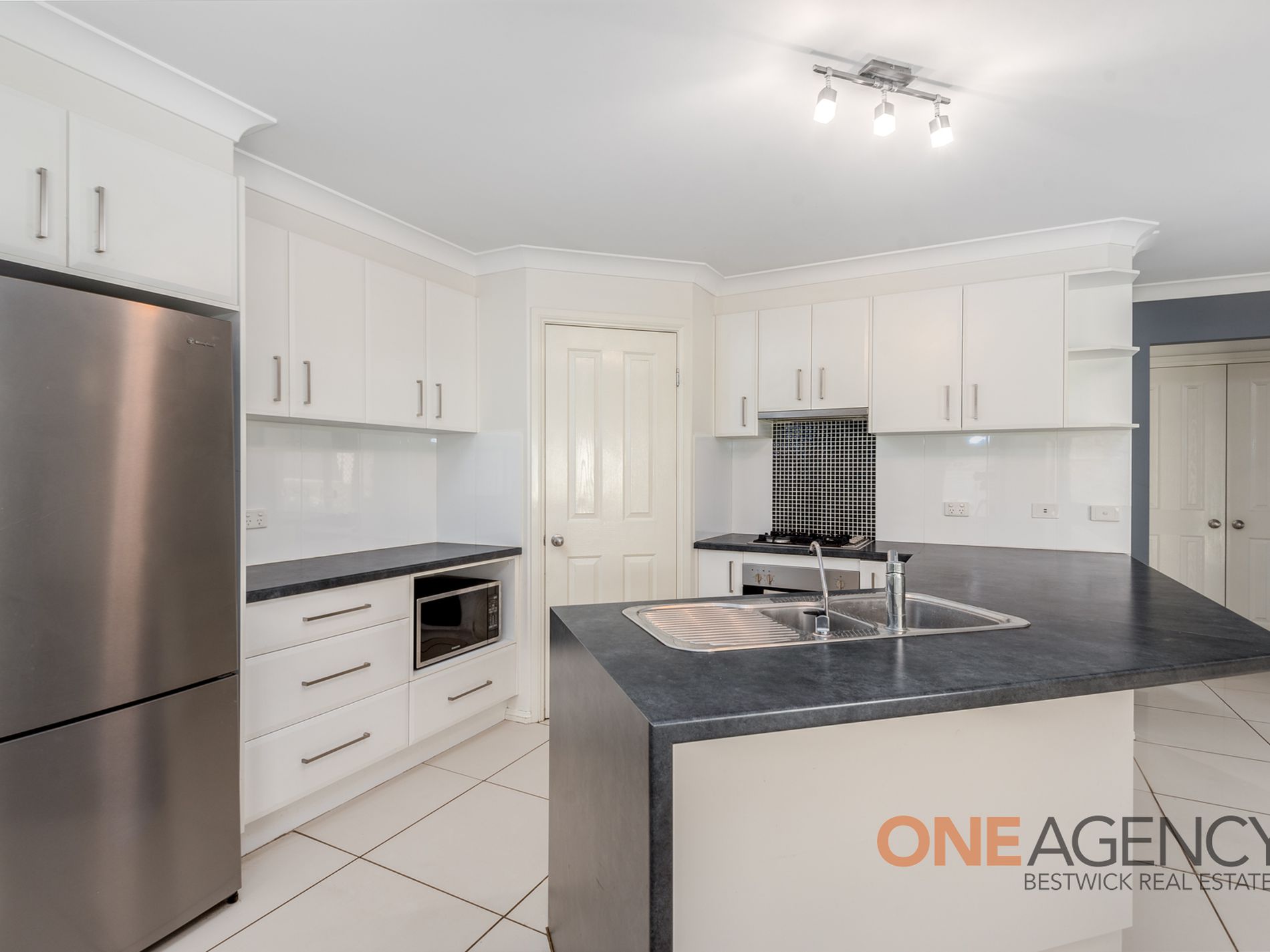 98 Evernden Road, Llanarth