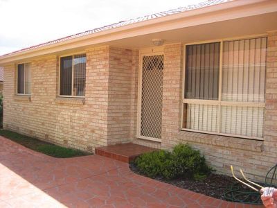 2 / 23 Sassafrass Ave, Windang
