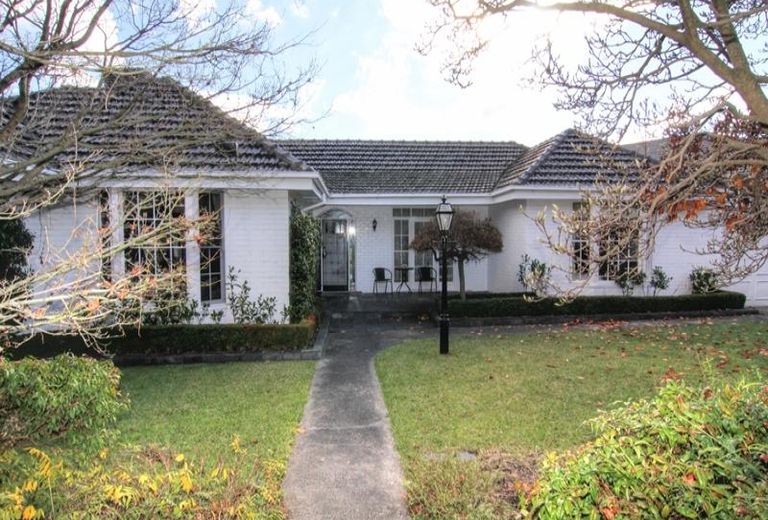 109 Leeds Road, Mount Waverley