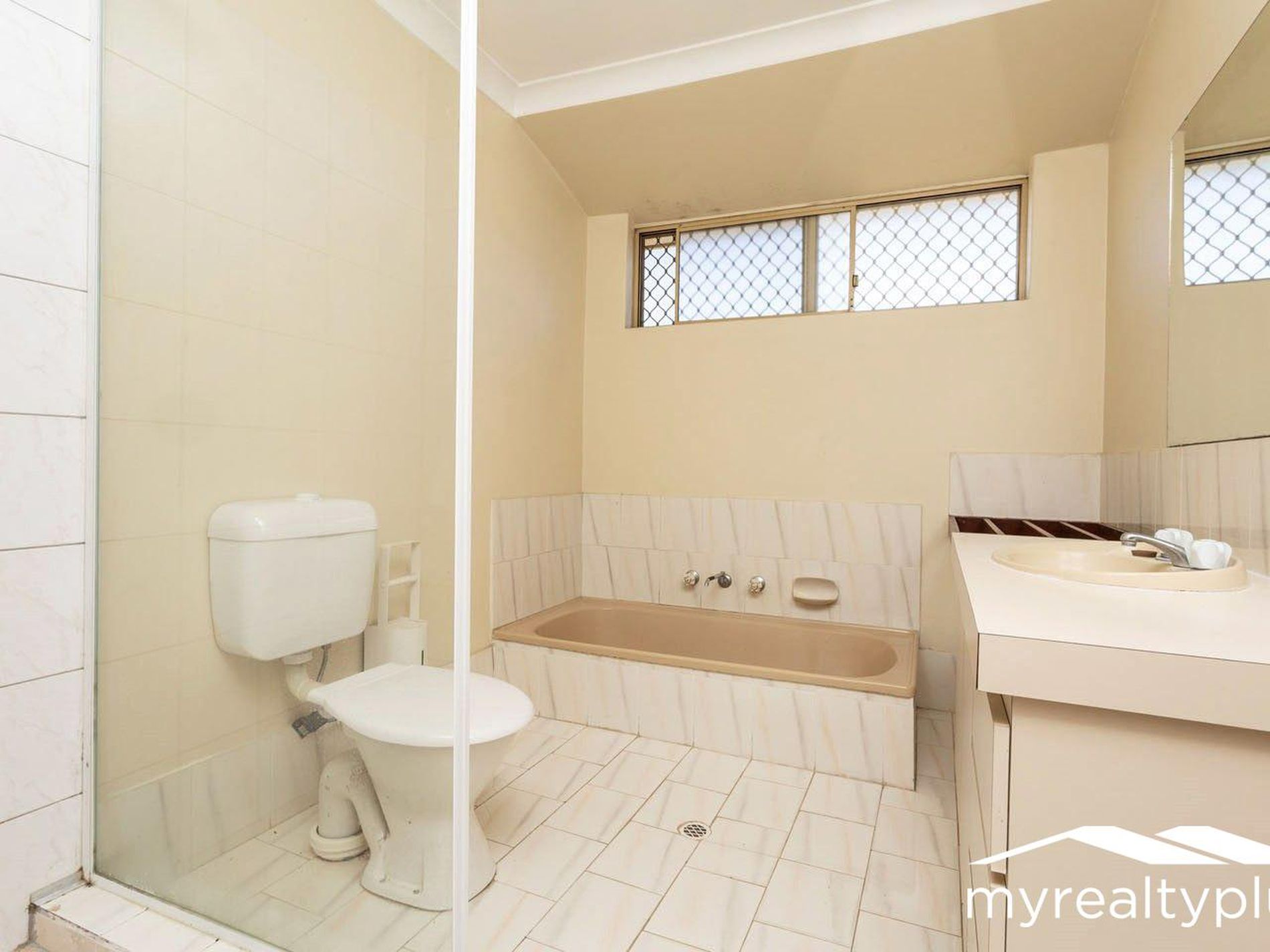 2 Casuarina Way, Morley