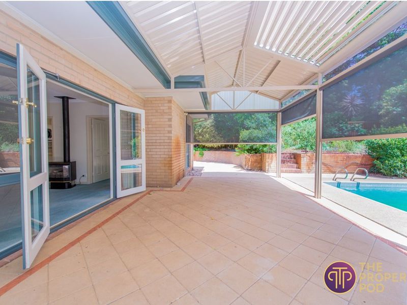 18 Massey Way, Rossmoyne