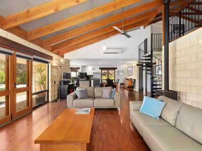 8 Geltwood Drive, Beachport