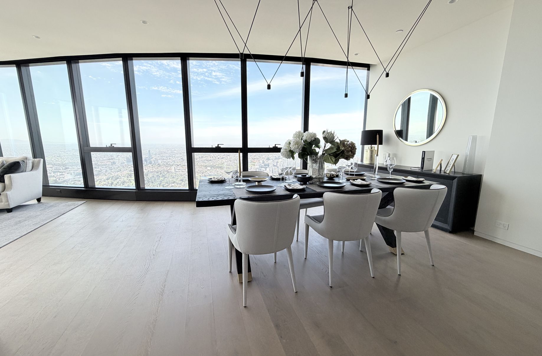 9403 / 70 Southbank Blvd, Southbank