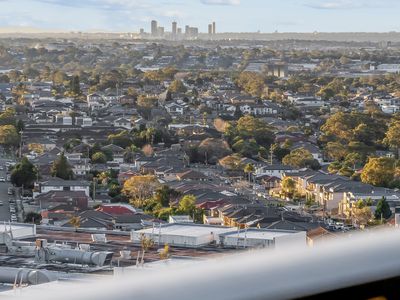 1901 / 12 Jack Brabham Drive, Hurstville