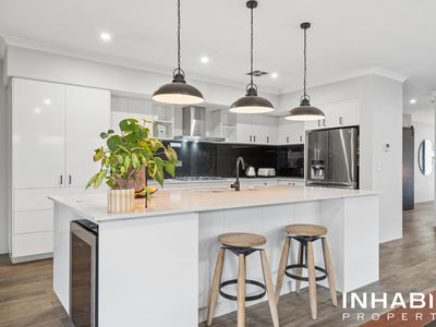 6 Fairmile Street, Bushmead