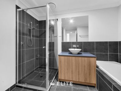 35 Graziers Crescent, Clyde North