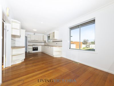 207 Hall Street, Sunshine West