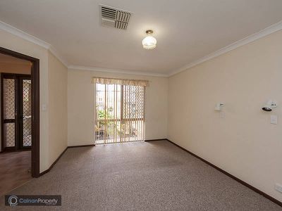 2 / 22 Ainsworth Loop , Booragoon