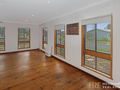 10 Culliver Street, Horsham