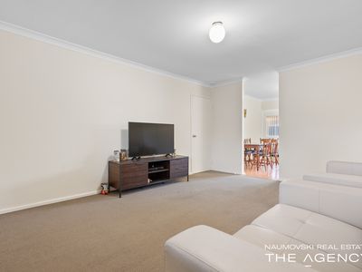 1 / 54 Esperanto Way, Westminster