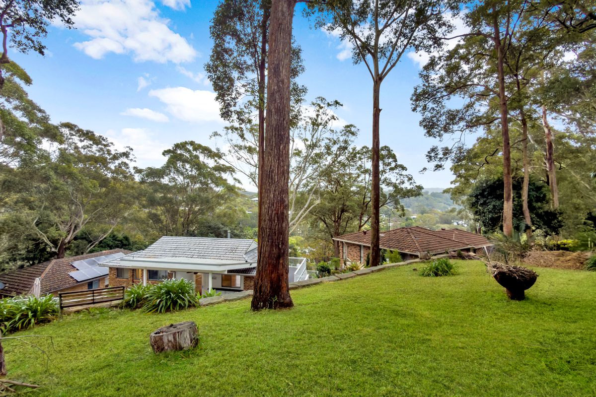 10 Mondy Crescent, Avoca Beach