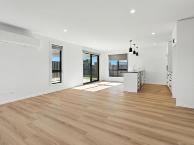 2 / 26 Deavan Drive, Shorewell Park