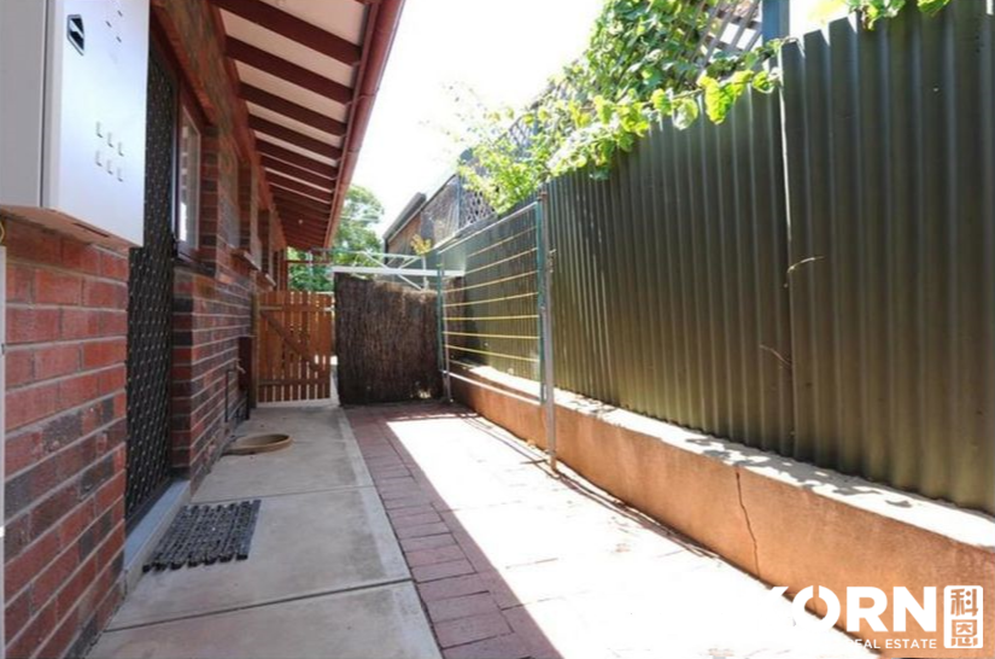2 / 1 Carey Street , Magill