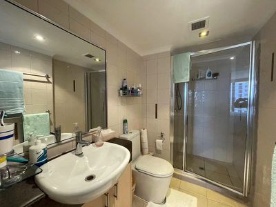 19 / 19 AUBREY STREET, Surfers Paradise