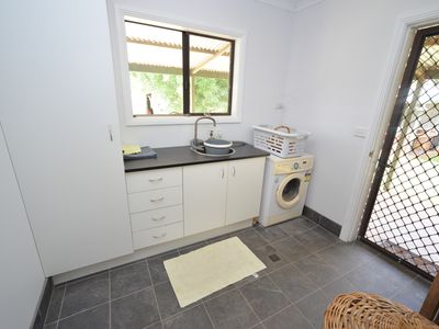 9889 Renshaw McGirr Way, Parkes