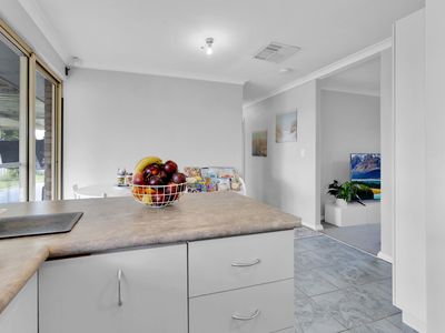 10 Redfox Crescent, Huntingdale