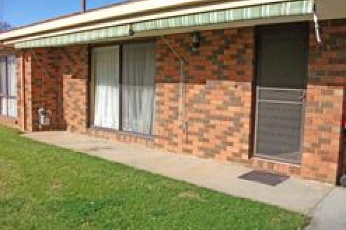 2 / 10 Park Street, Kyabram