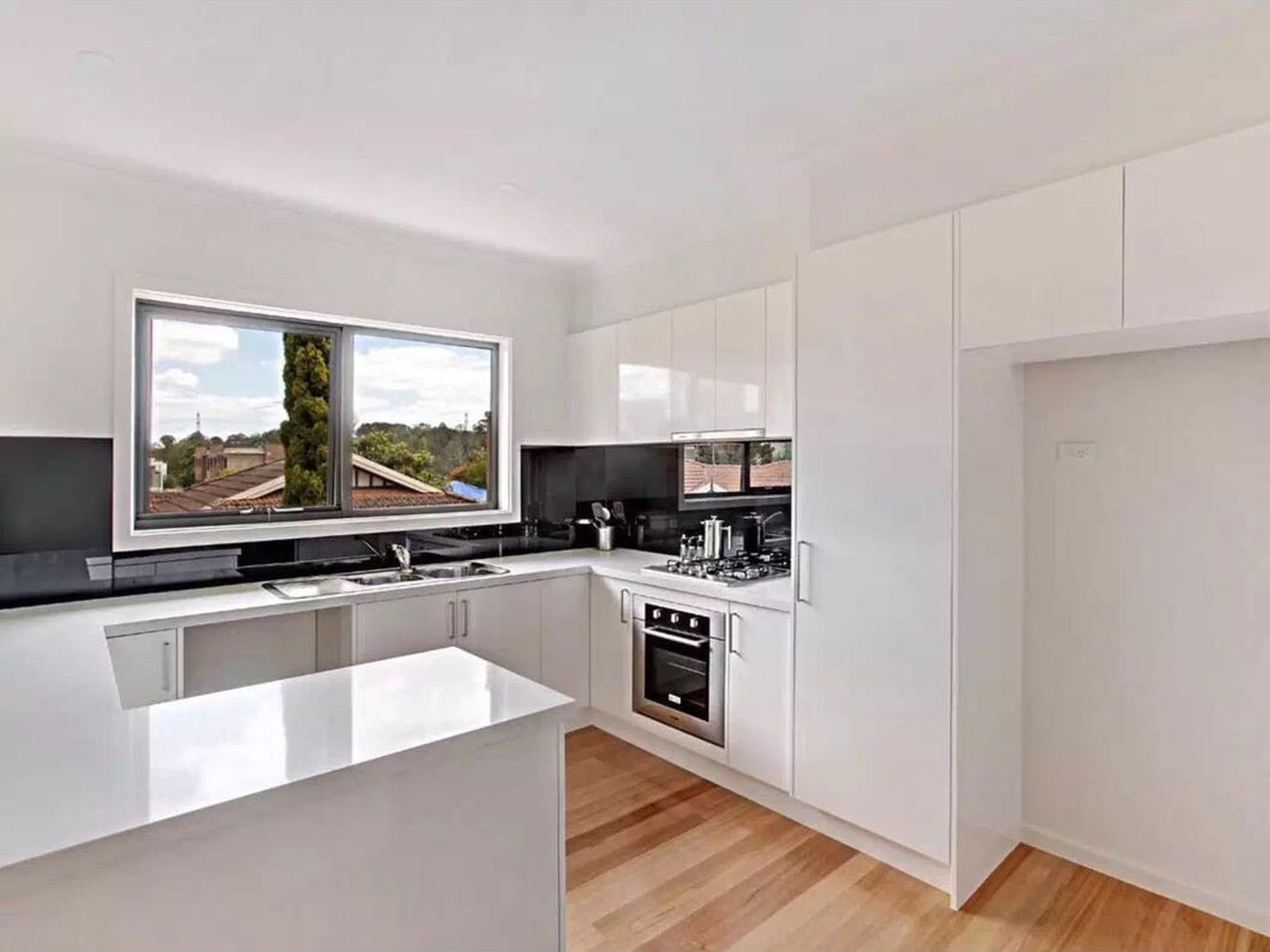 9 / 9 NELSON STREET, Ringwood