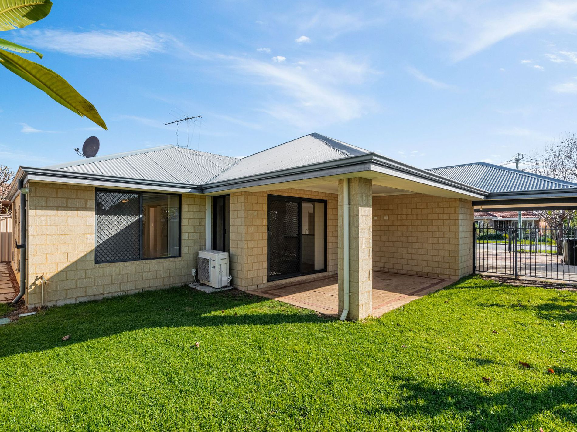 94 Sayer Street, Midland