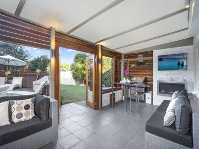 43A Central Rd, Beverly Hills