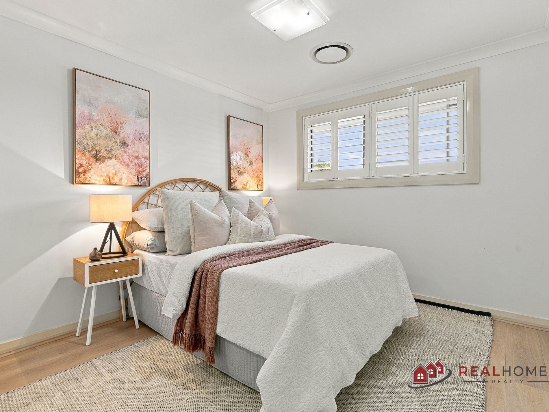 1 James Green Close, Kellyville