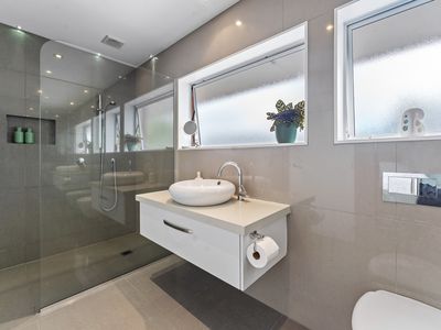 2/85 Sylvan Avenue, Northcote