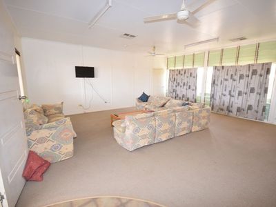 101 Kingfisher Street, Longreach