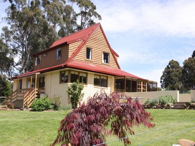 711 Leslie Road, Leslie Vale