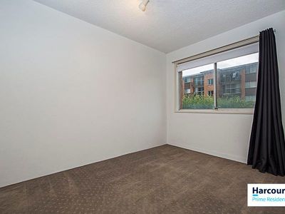 13 / 106 Henderson Road, Queanbeyan