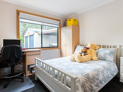 8 Brewis Place, Lake Leake
