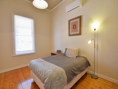 15 Bourke Street, Piccadilly