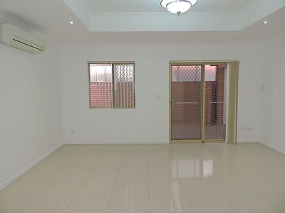 A / 7 Changton Way, Westminster