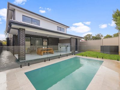217 Victoria Street, Smithfield