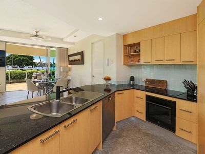 2 / 82-86 River Esplanade, Mooloolaba