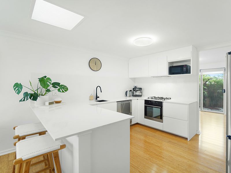 1 / 75 Dover Road, Scarborough