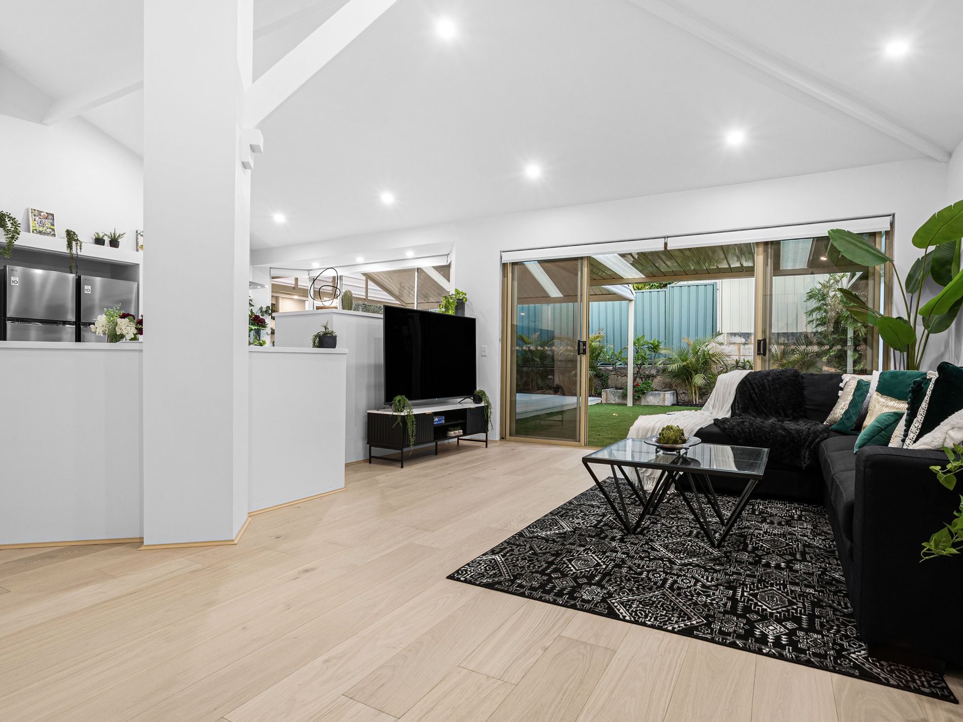 15 Kirwan Way, Winthrop