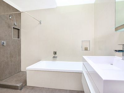37 Palm Drive, Mooloolaba
