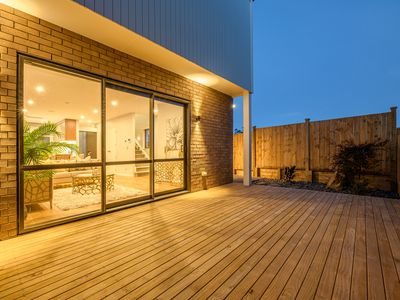 25 Tahingamanu Road, Hobsonville