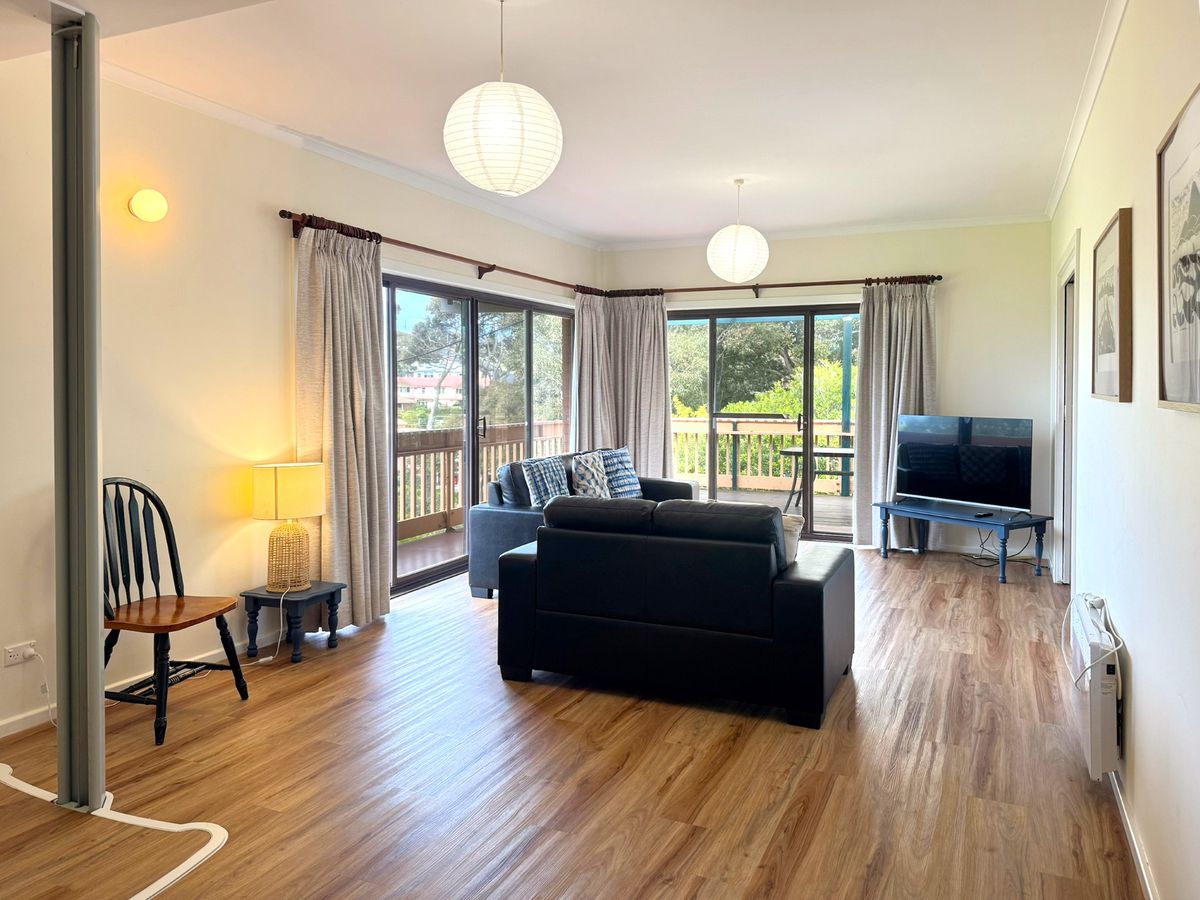 11 Pilot Street, Narooma