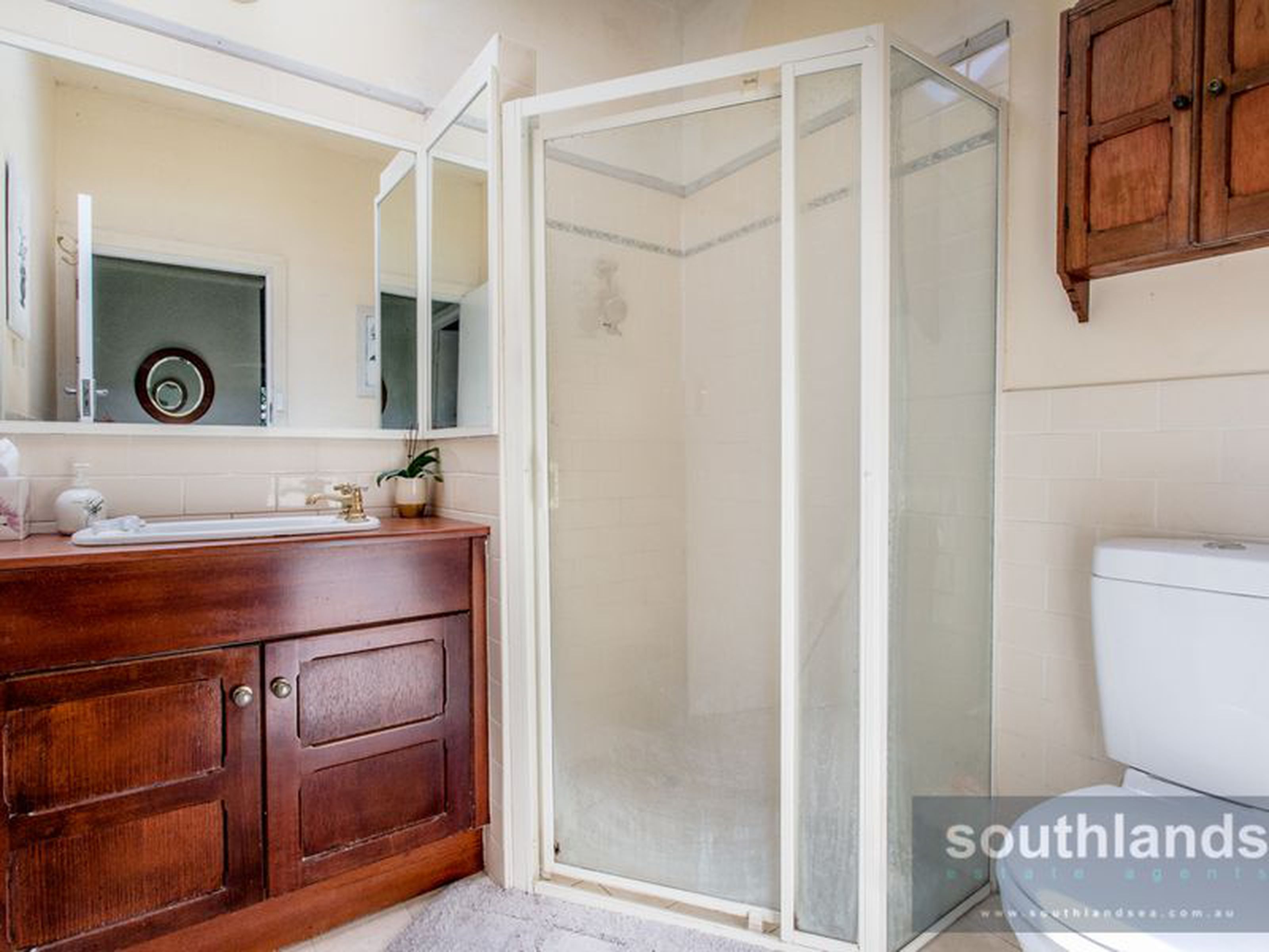 77 Second Avenue, KINGSWOOD