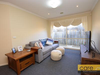 9 Sovereign Close, Patterson Lakes