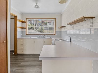 10 / 123A Abbotsfield Road, Claremont