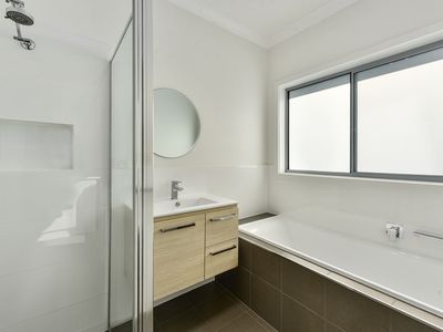 15a Tenth Street , Millicent